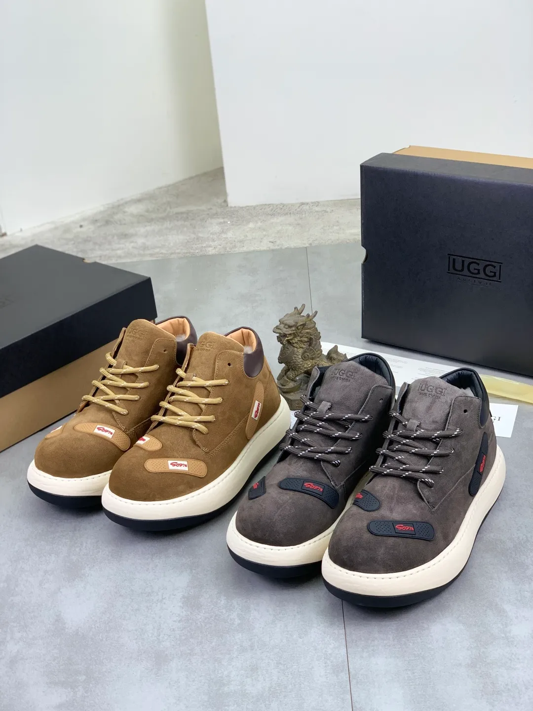 Men's men's shoes 💰P660 New arrival 🆕🆕🆕 IUGGI winter 🎄Q version ugly band-aid rhubarb boots men's trendy brand matte leather Martin boots high-top thick-soled big-toe shoes original designer cock-toe boots winter new retro men's shoes trendy and fashionable thick-soled bread shoes non-slip and wear-resistant Size: 39-44